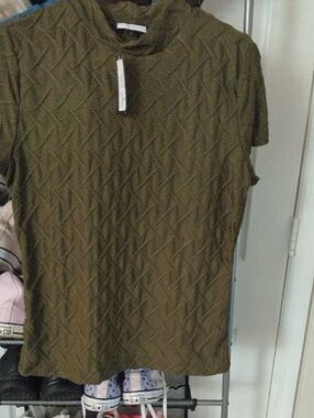 Discreet Olive Green Sleeveless Top